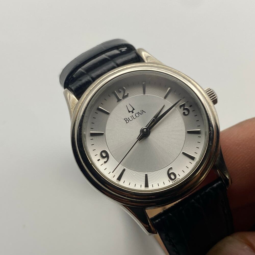 Elegant Bulova Silver Tone Watch with Black Leather Band Working New Battery - Picture 9 of 9